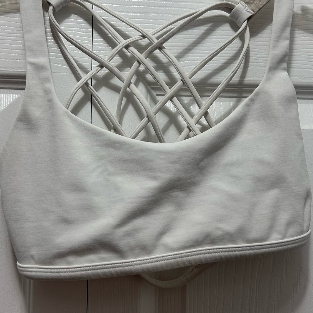 Lululemon White Sports Bra and Leggings Set - Picture 2 of 7